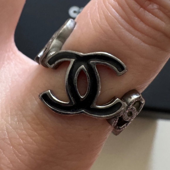 Super Rare Limited Edition Chanel CC Multi Logo Brass Ring in size 7 - Picture 2 of 5